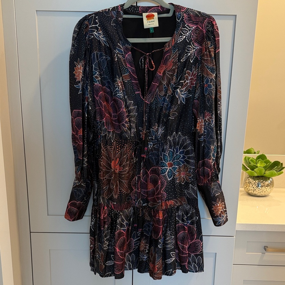 FARM Rio Vibrant Floral Long Sleeve Dress
